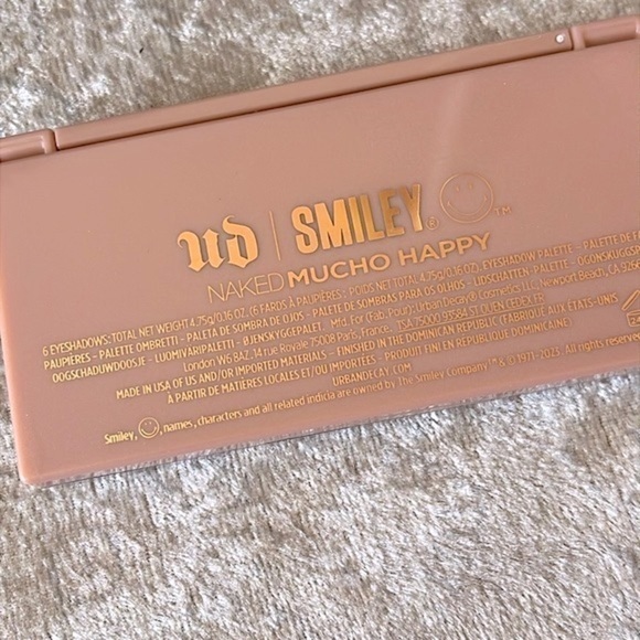 Brand New Urban Decay Naked Eyeshadow Palette & Charlotte Tilbury Blush Palette - Picture 9 of 16